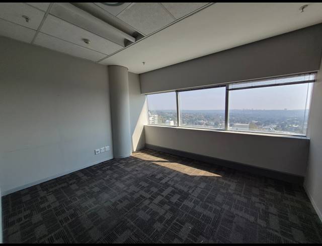 307M² OFFICE TO LET IN SANDTON CENTRAL